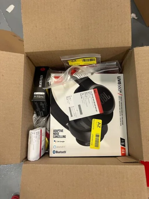 BOX OF RETURNS (Electronics) – ITEMS 16 – MSRP €1,884.86 BOX OF RETURNS (Electronics) – ITEMS 16